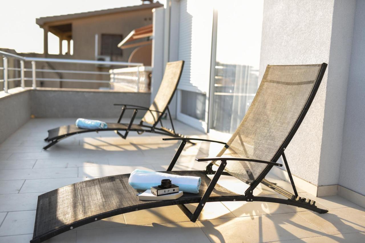 Sea View, Peaceful. Apartamento Makarska Exterior foto