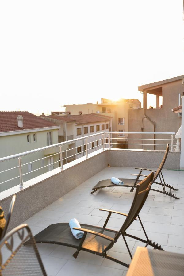 Sea View, Peaceful. Apartamento Makarska Exterior foto